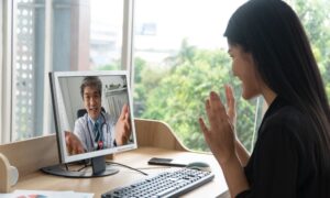 Peran Konsultasi Dokter Online dalam Meningkatkan Mutu Pelayanan Kesehatan